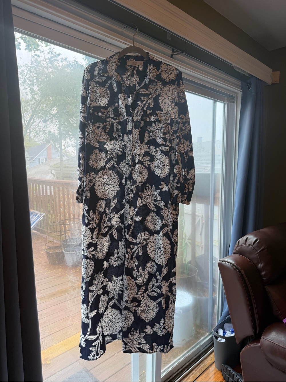 LOFT Navy and White Floral Blouse
